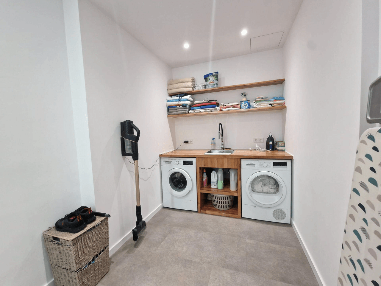 Chalet independiente con piscina en Santa Eulària