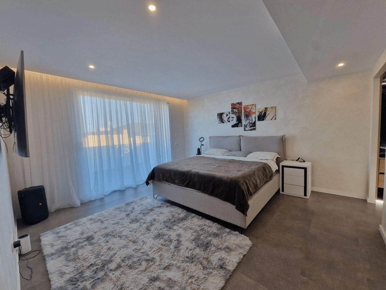 Chalet independiente con piscina en Santa Eulària