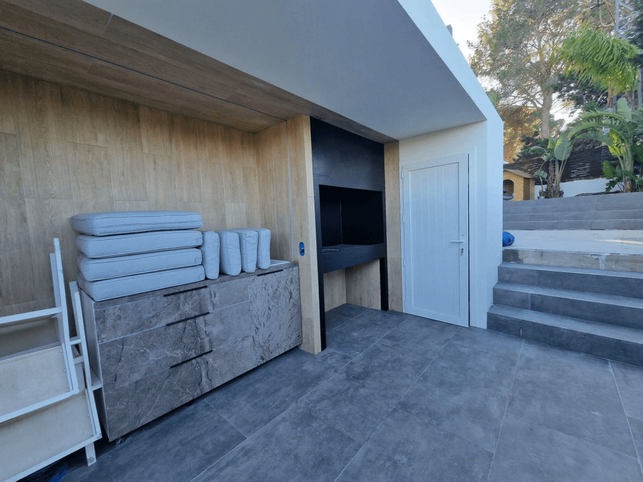 Chalet independiente con piscina en Santa Eulària