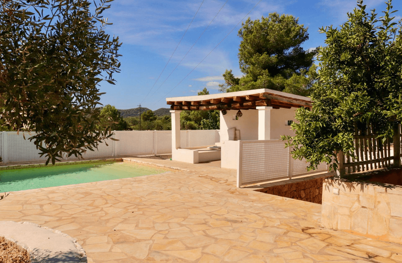 Chalet con piscina en Valverde