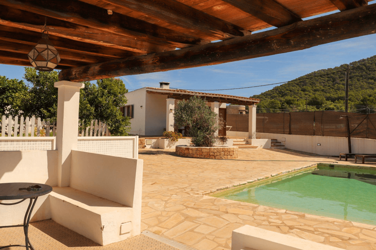 Chalet con piscina en Valverde