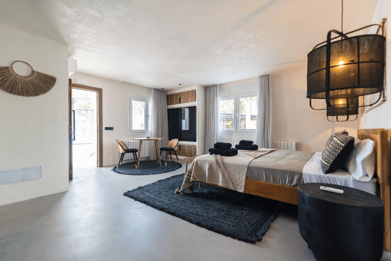 Villa de lujo reformada en Santa Eulalia