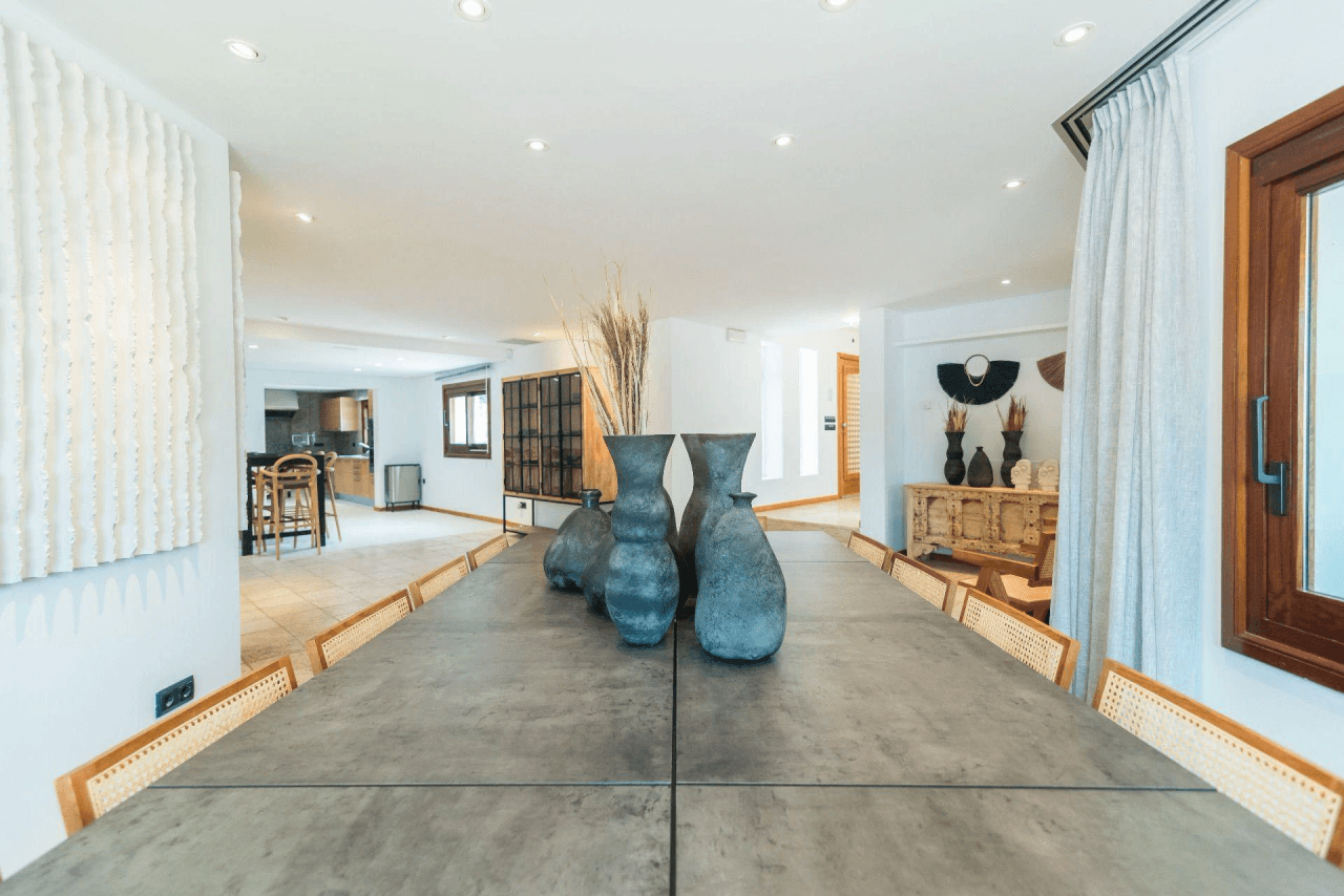 Villa de lujo reformada en Santa Eulalia