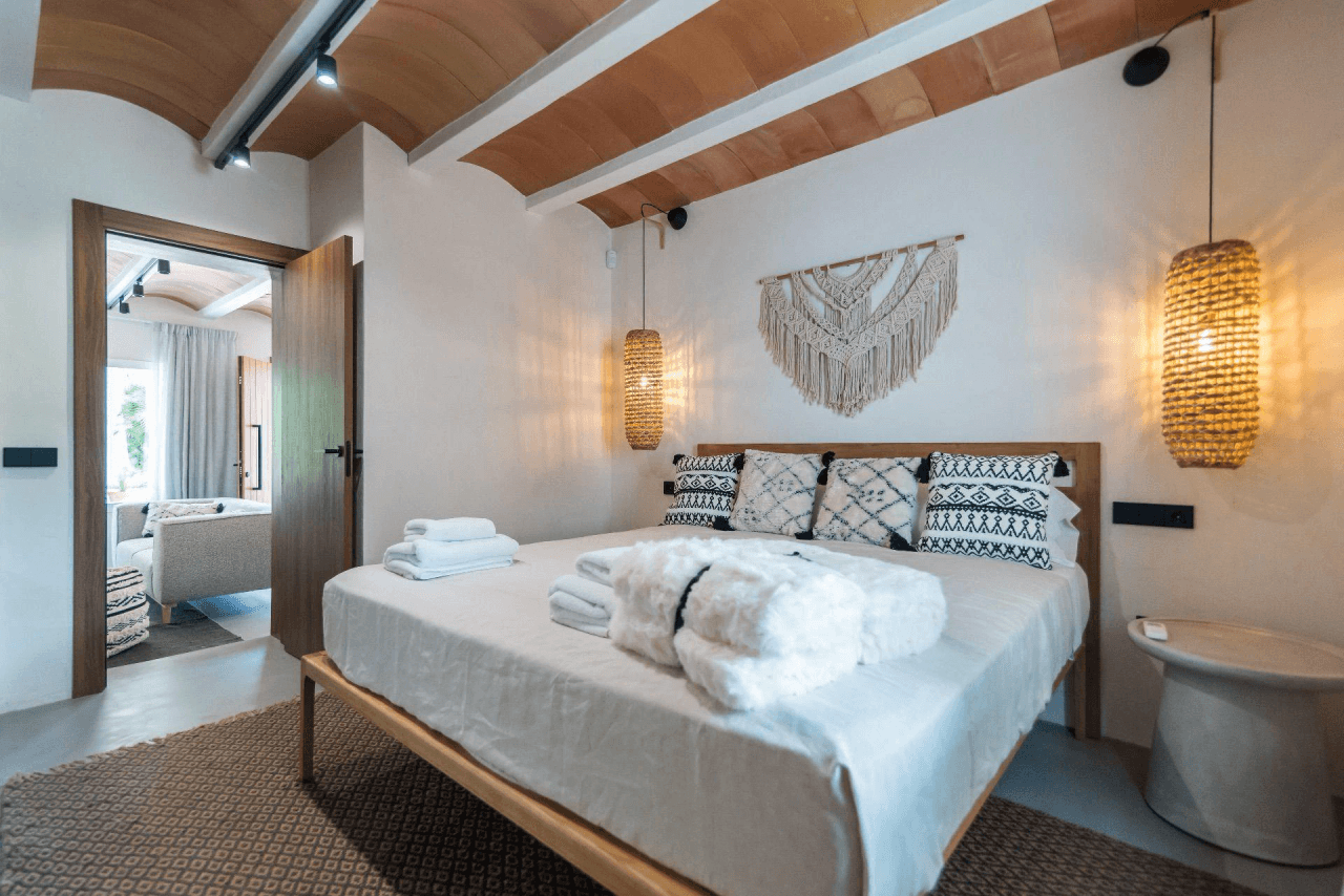 Villa de lujo reformada en Santa Eulalia