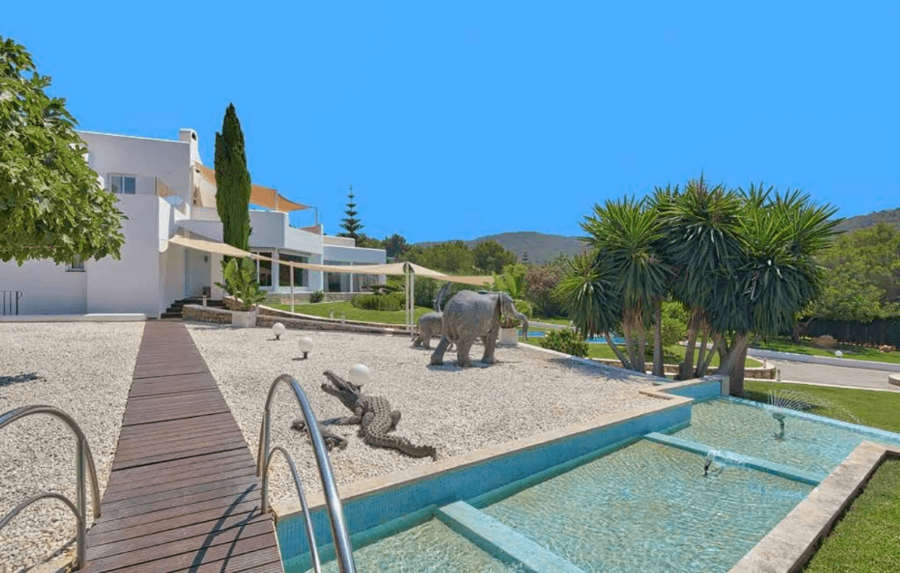 Villa de lujo con jardines y piscina en Jesús