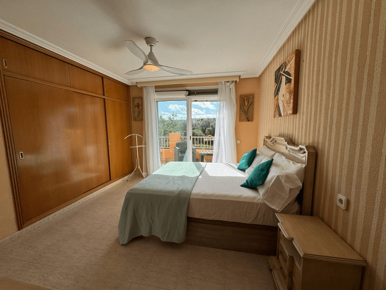 Acogedor chalet con piscina en Can Misses - Alquiler de temporada