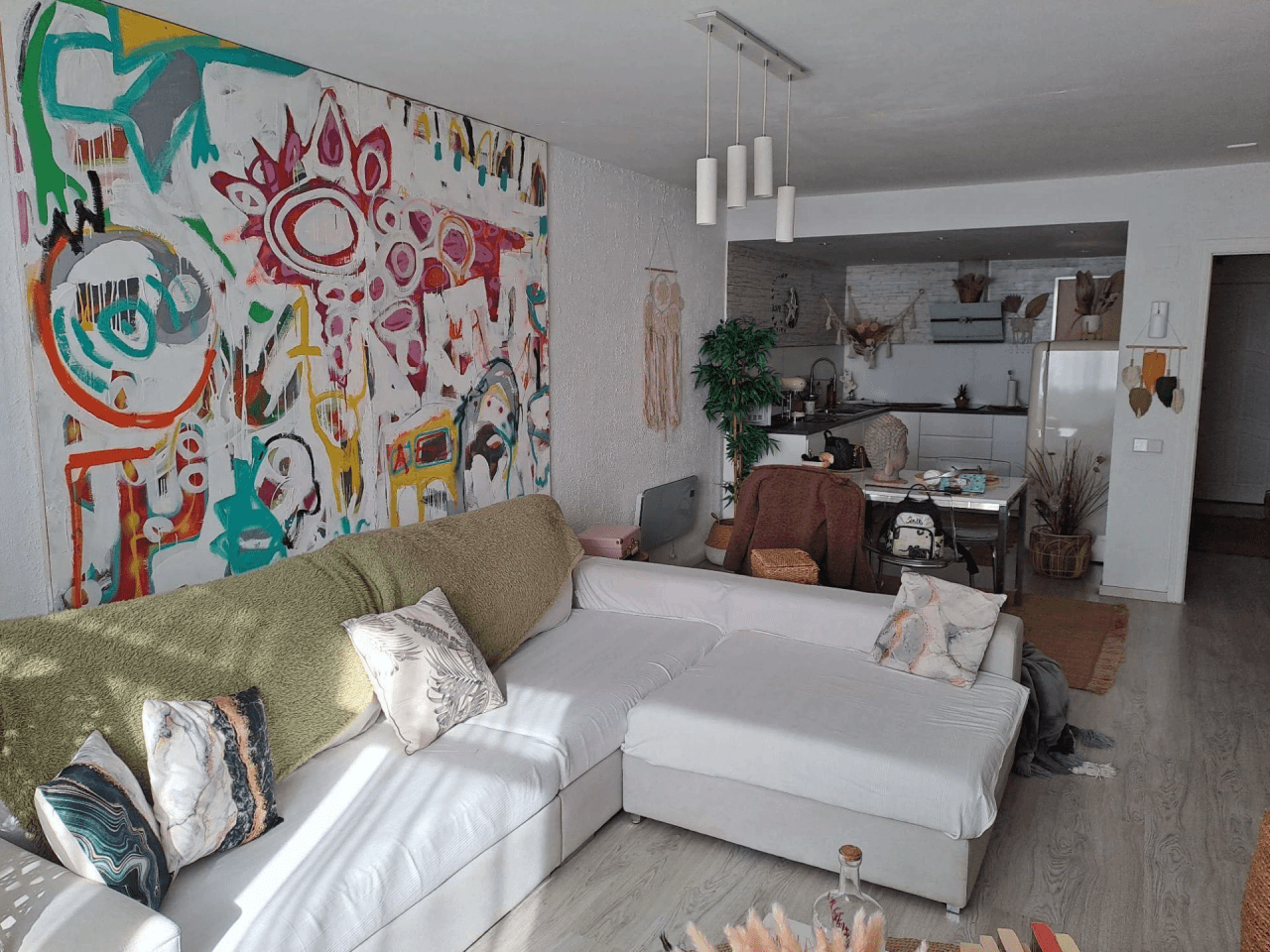 Ático reformado con terraza y vistas a Dalt Vila en Figueretas