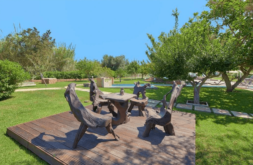 Villa de lujo con jardines y piscina en Jesús
