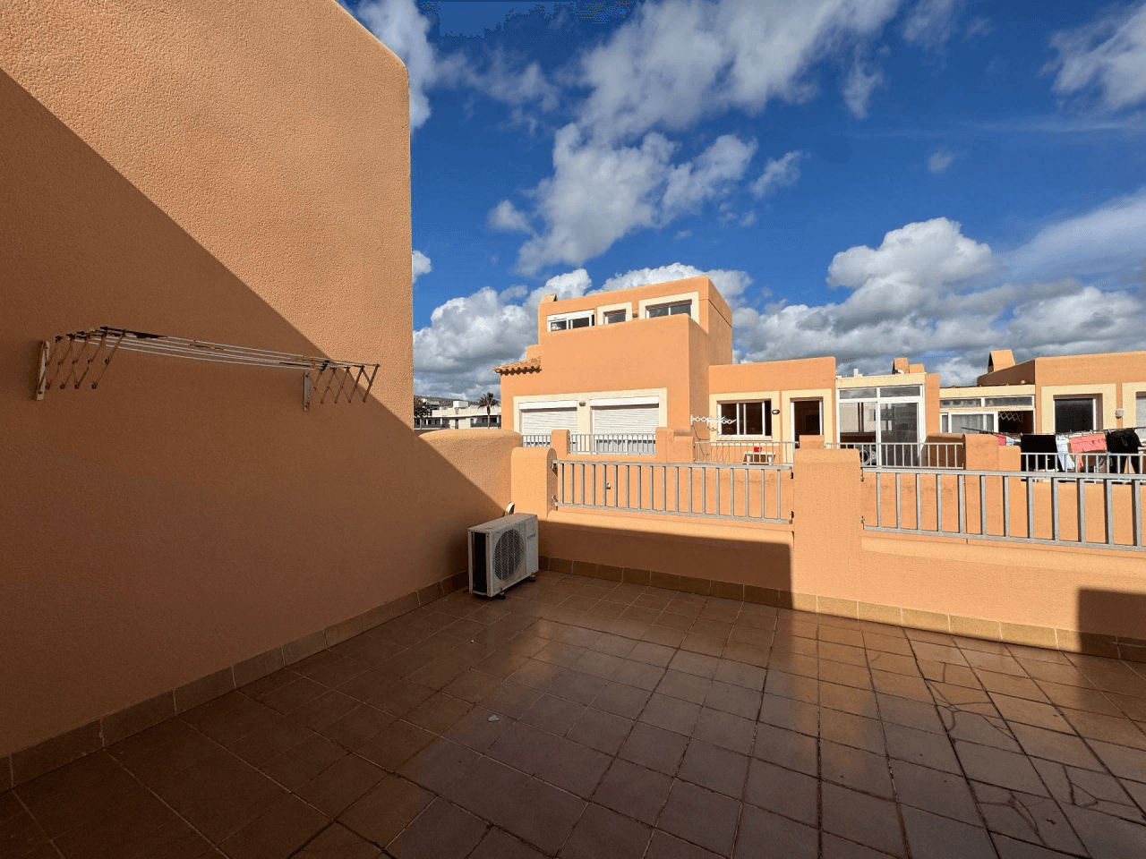 Acogedor chalet con piscina en Can Misses - Alquiler de temporada