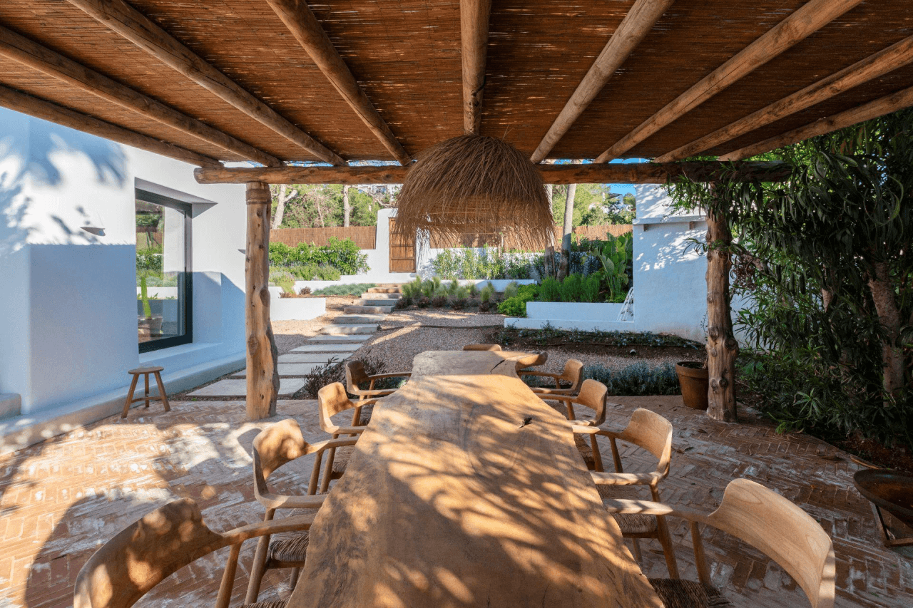 Villa con Vistas al Mar a Solo Minutos de Cala Conta