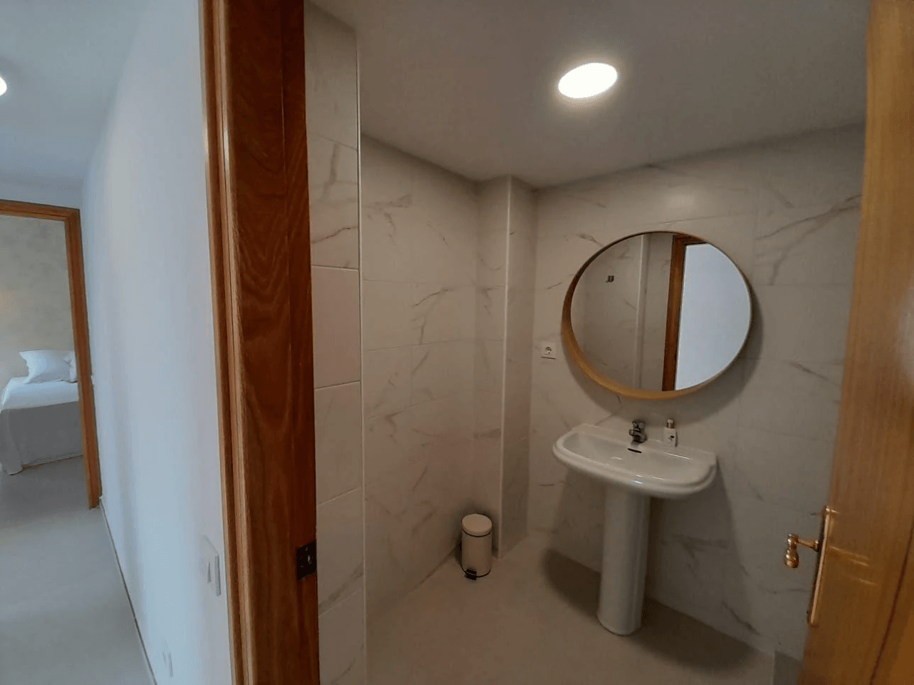 Piso nuevo en venta en San Antonio con terraza y vistas despejadas