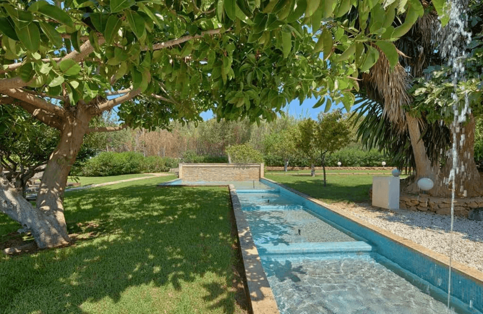 Villa de lujo con jardines y piscina en Jesús