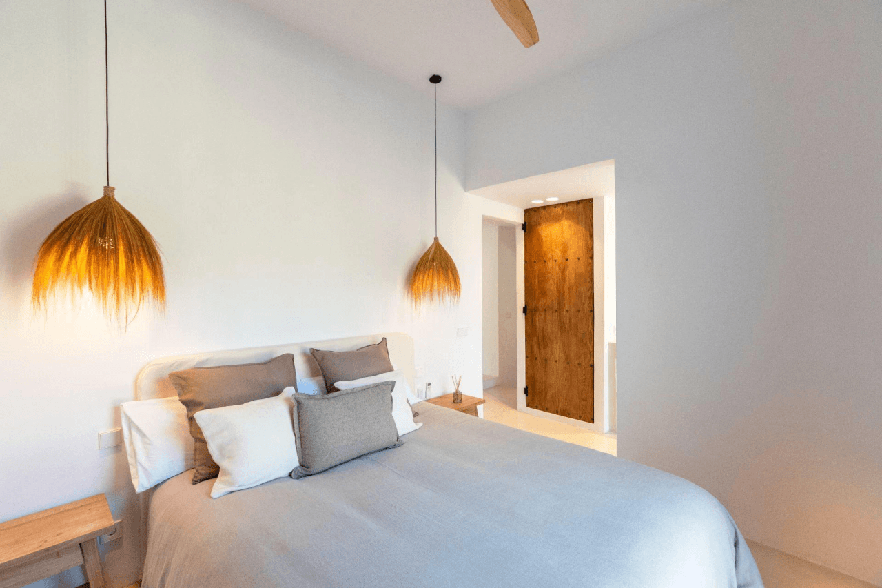 Villa con Vistas al Mar a Solo Minutos de Cala Conta