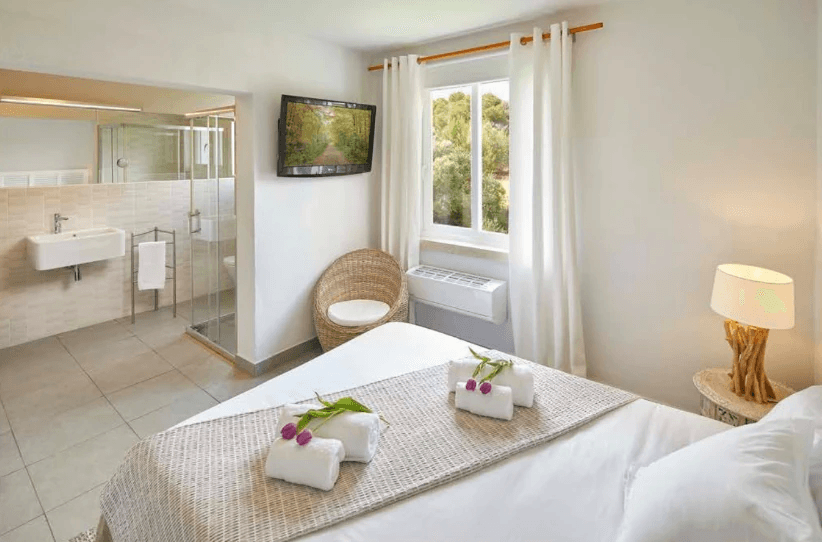 Villa de lujo con jardines y piscina en Jesús