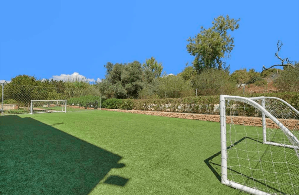 Villa de lujo con jardines y piscina en Jesús