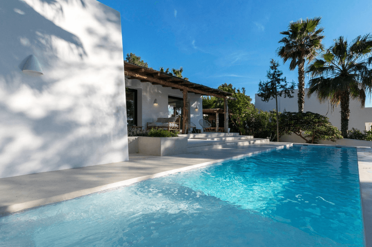 Villa con Vistas al Mar a Solo Minutos de Cala Conta