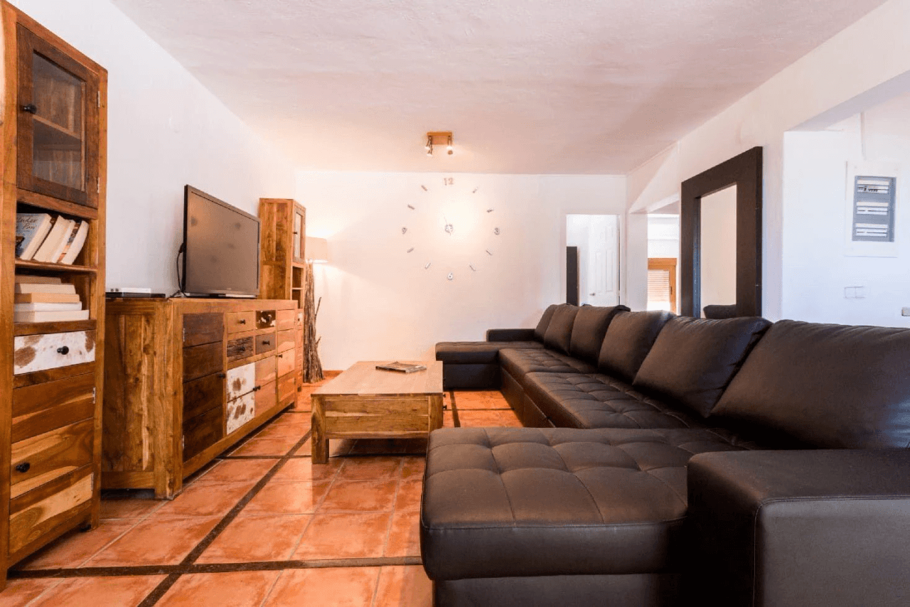 Villa con licencia turística cerca de Es Vedrá.