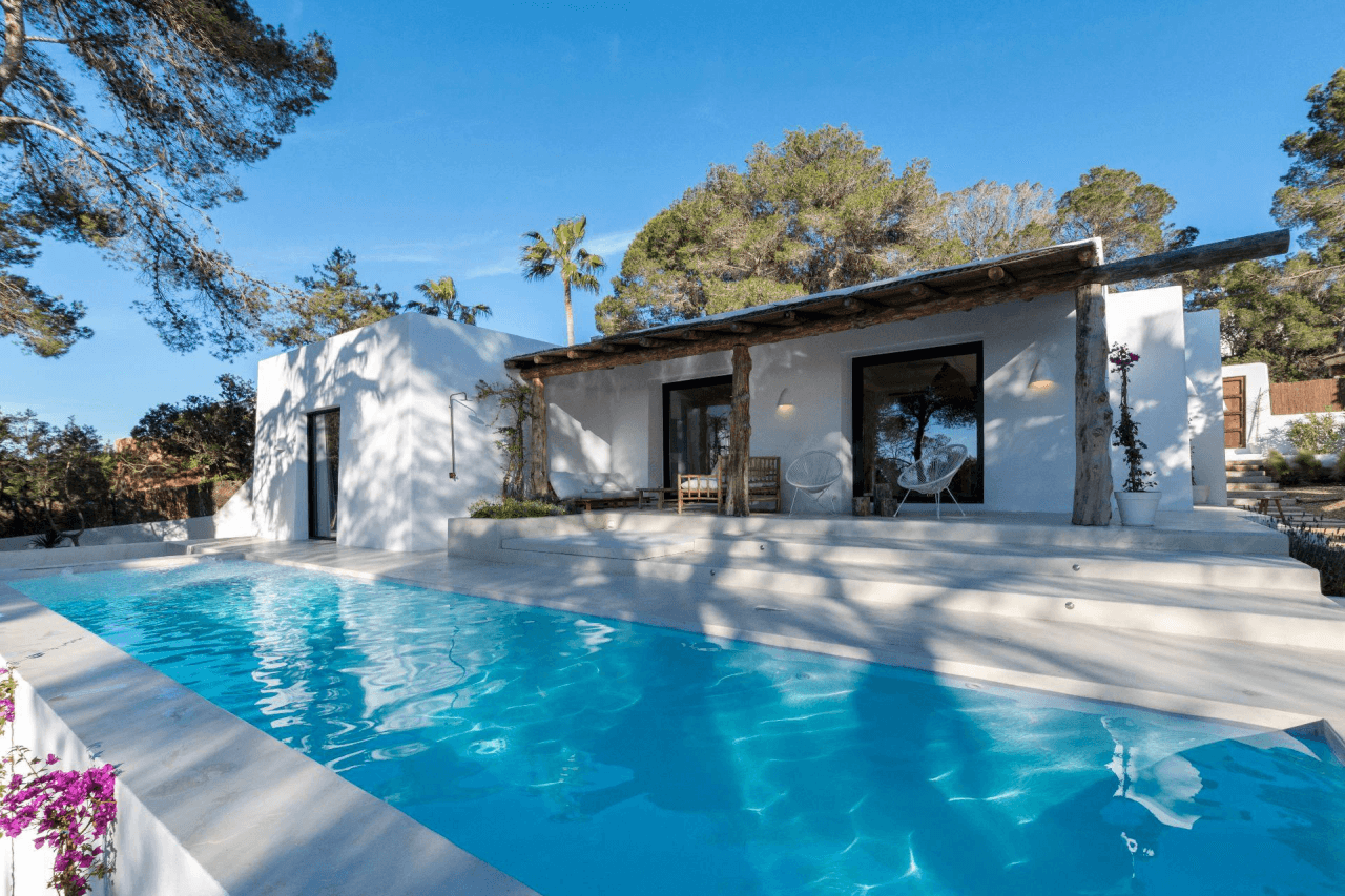 Villa con Vistas al Mar a Solo Minutos de Cala Conta