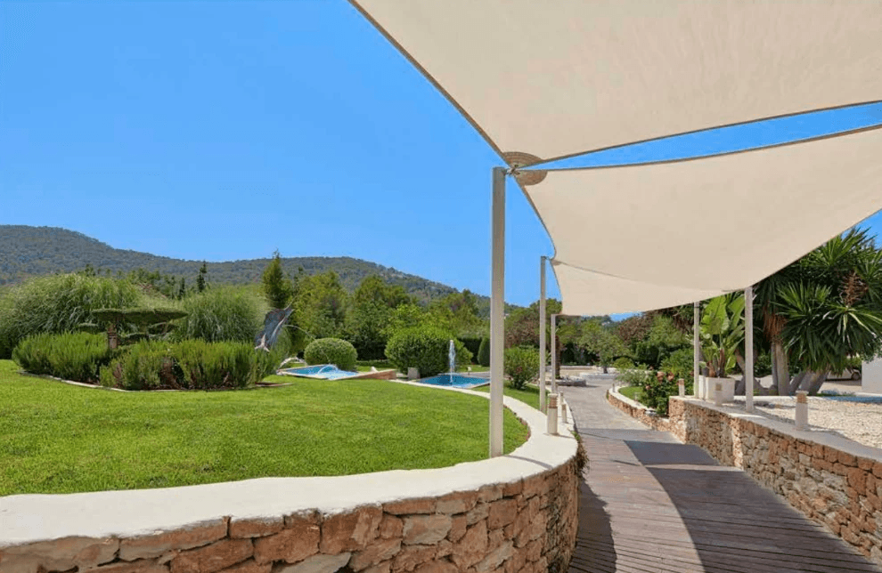 Villa de lujo con jardines y piscina en Jesús