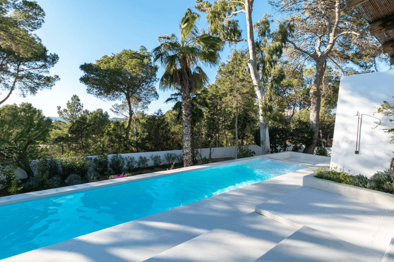 Villa con Vistas al Mar a Solo Minutos de Cala Conta