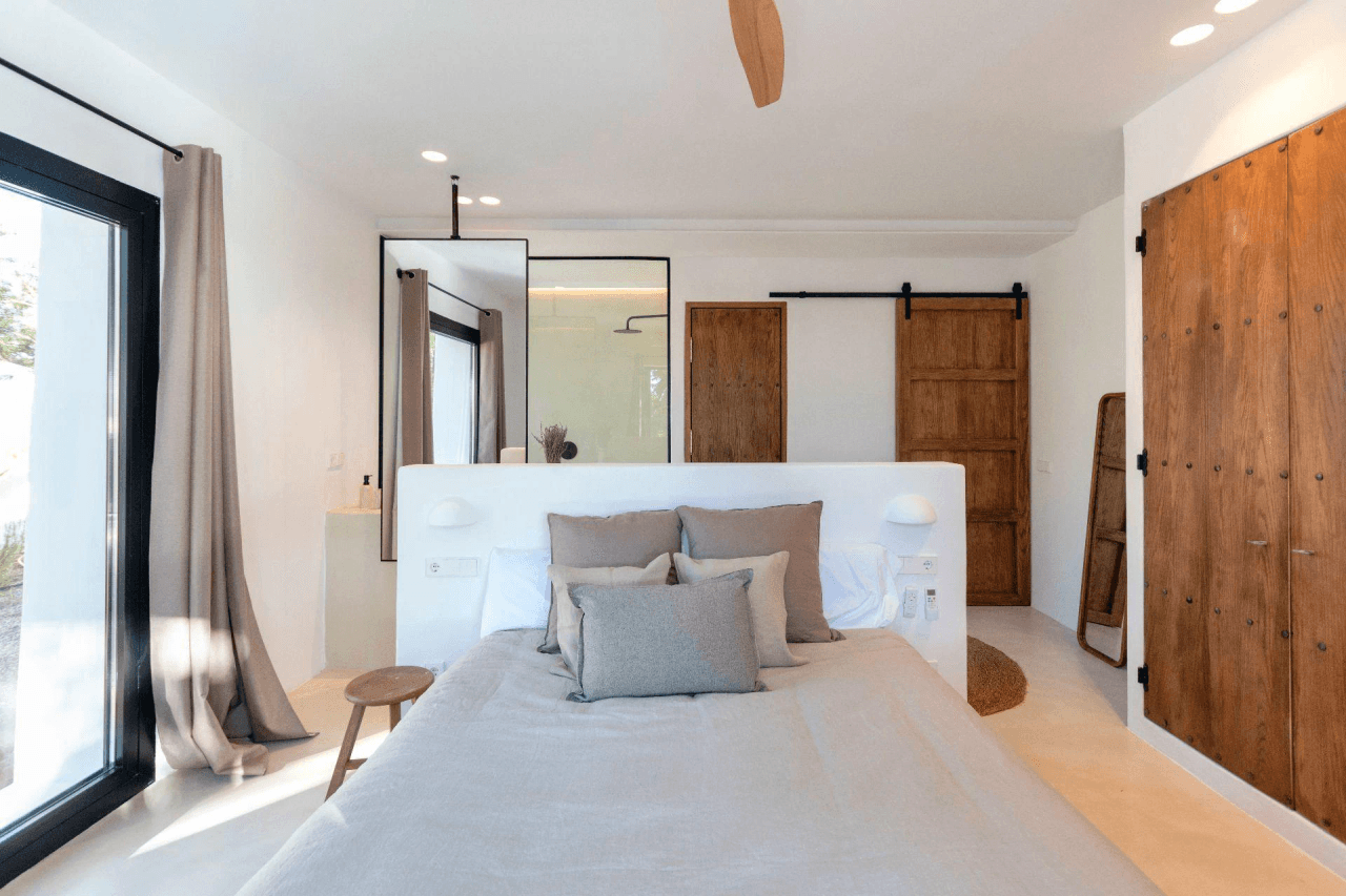 Villa con Vistas al Mar a Solo Minutos de Cala Conta