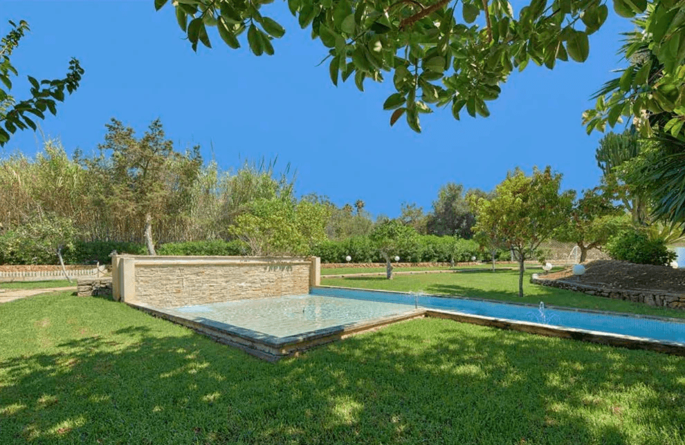 Villa de lujo con jardines y piscina en Jesús