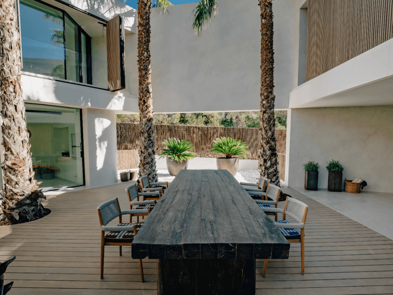 Exclusiva Villa de Lujo en Venta en Ibiza – Playa de Es Torrent