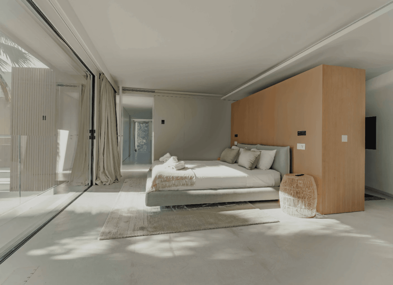 Exclusiva Villa de Lujo en Venta en Ibiza – Playa de Es Torrent