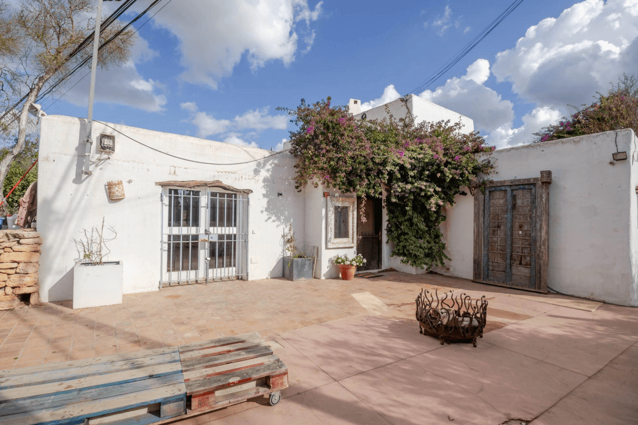 Gran finca histórica en venta o alquiler - Permiso de uso residencial o comercial