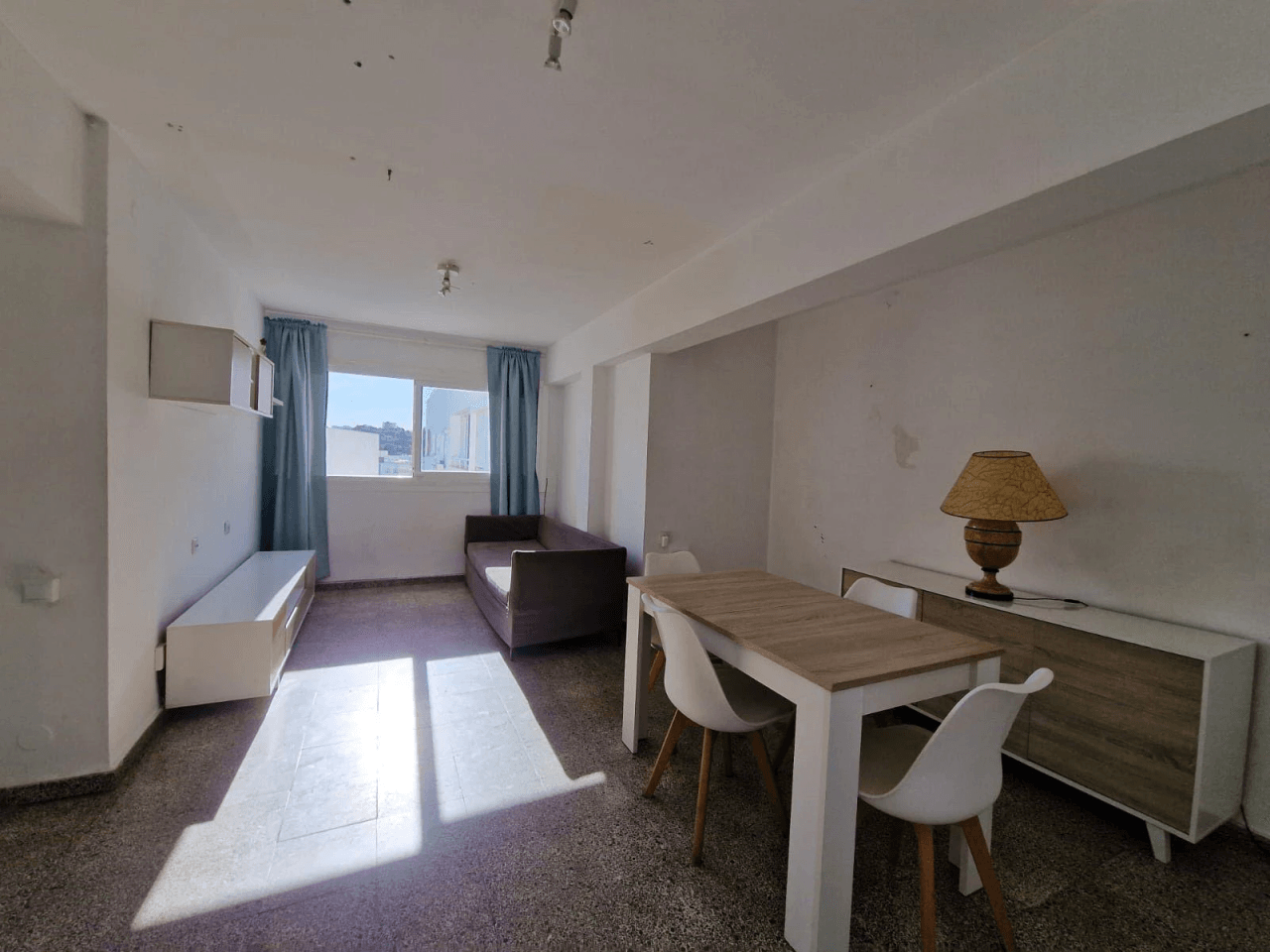 Piso con terraza en el centro de Ibiza