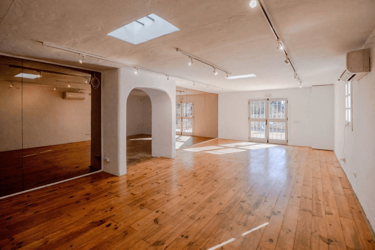 Gran finca histórica en venta o alquiler - Permiso de uso residencial o comercial