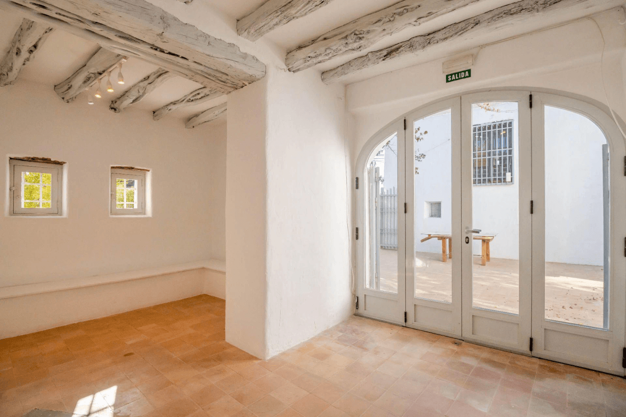 Gran finca histórica en venta o alquiler - Permiso de uso residencial o comercial
