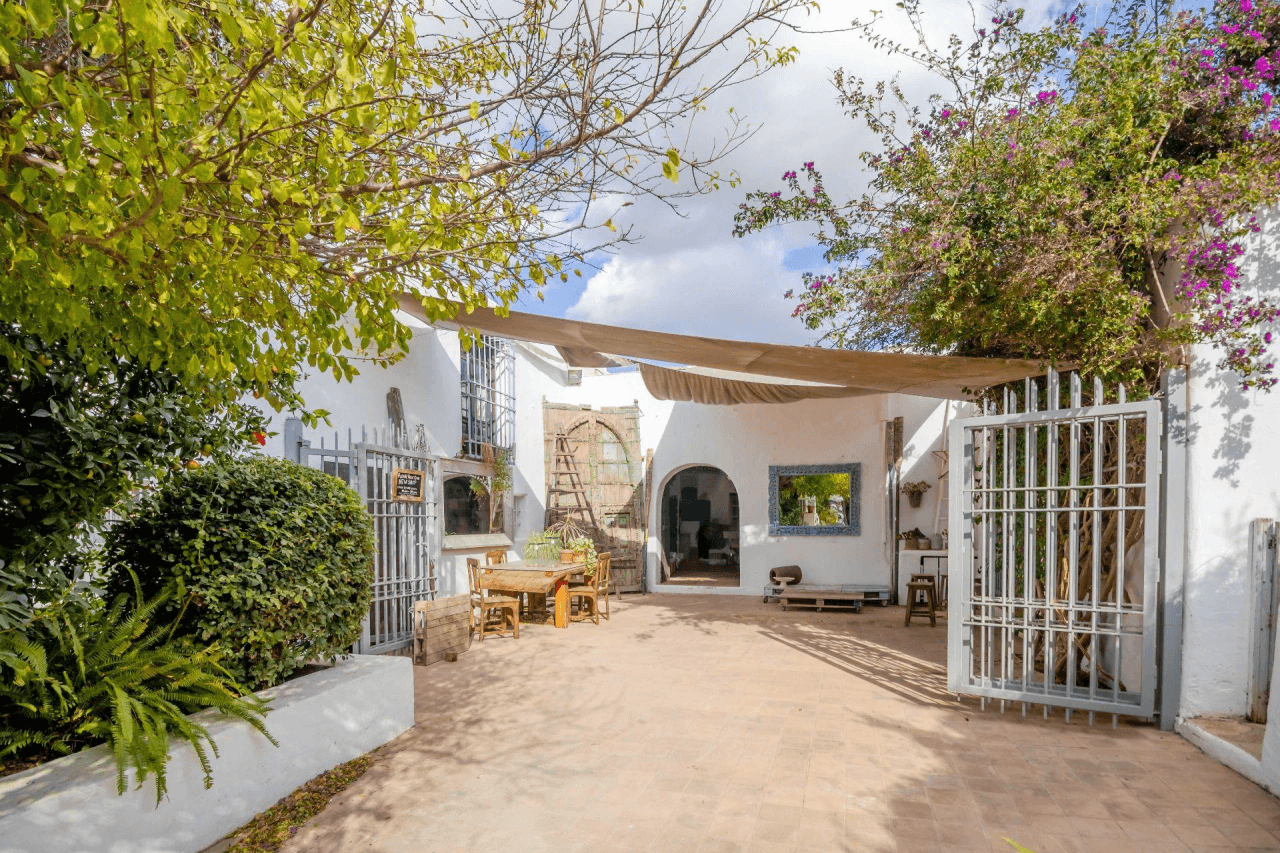 Gran finca histórica en venta o alquiler - Permiso de uso residencial o comercial