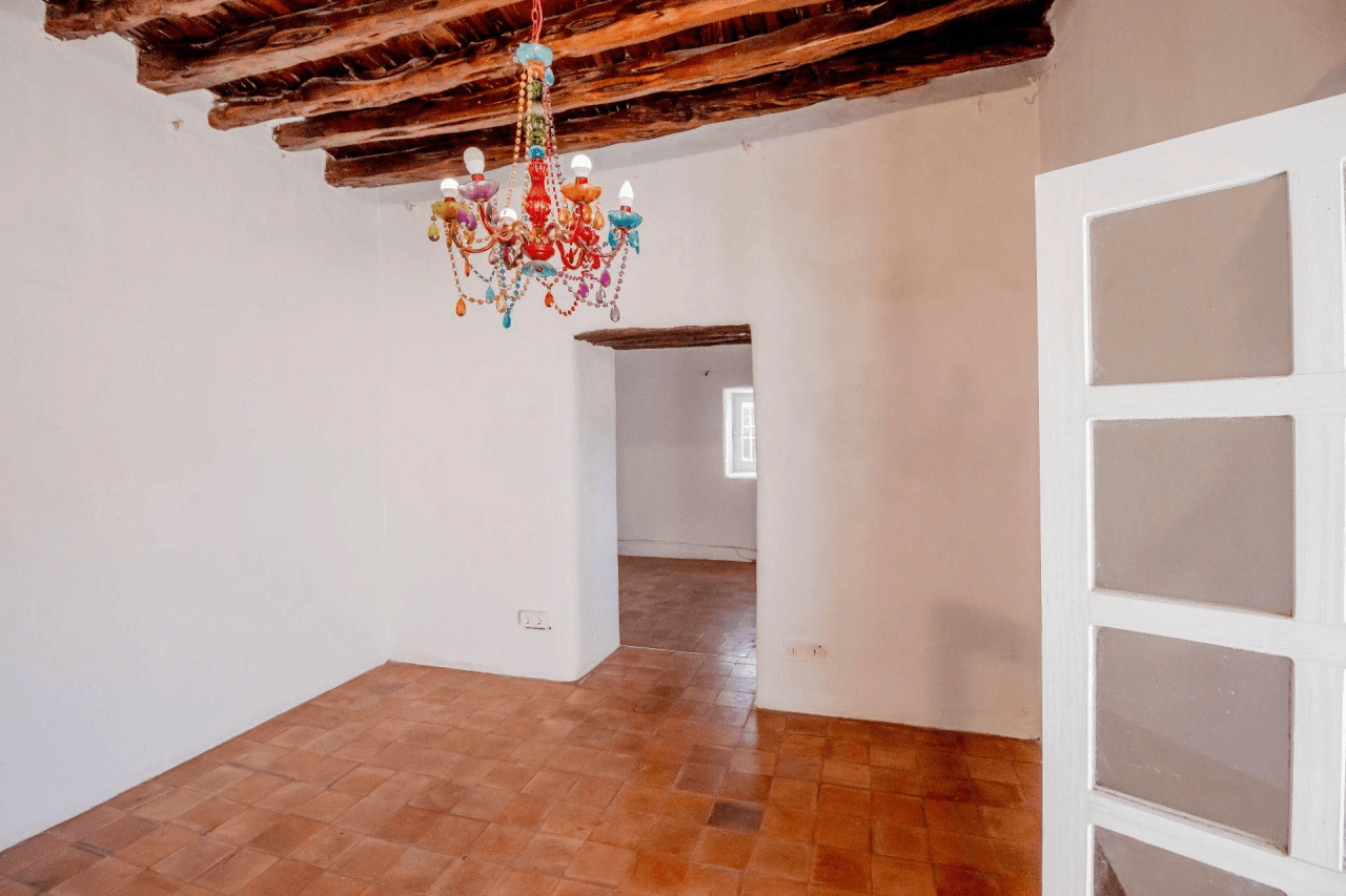 Gran finca histórica en venta o alquiler - Permiso de uso residencial o comercial