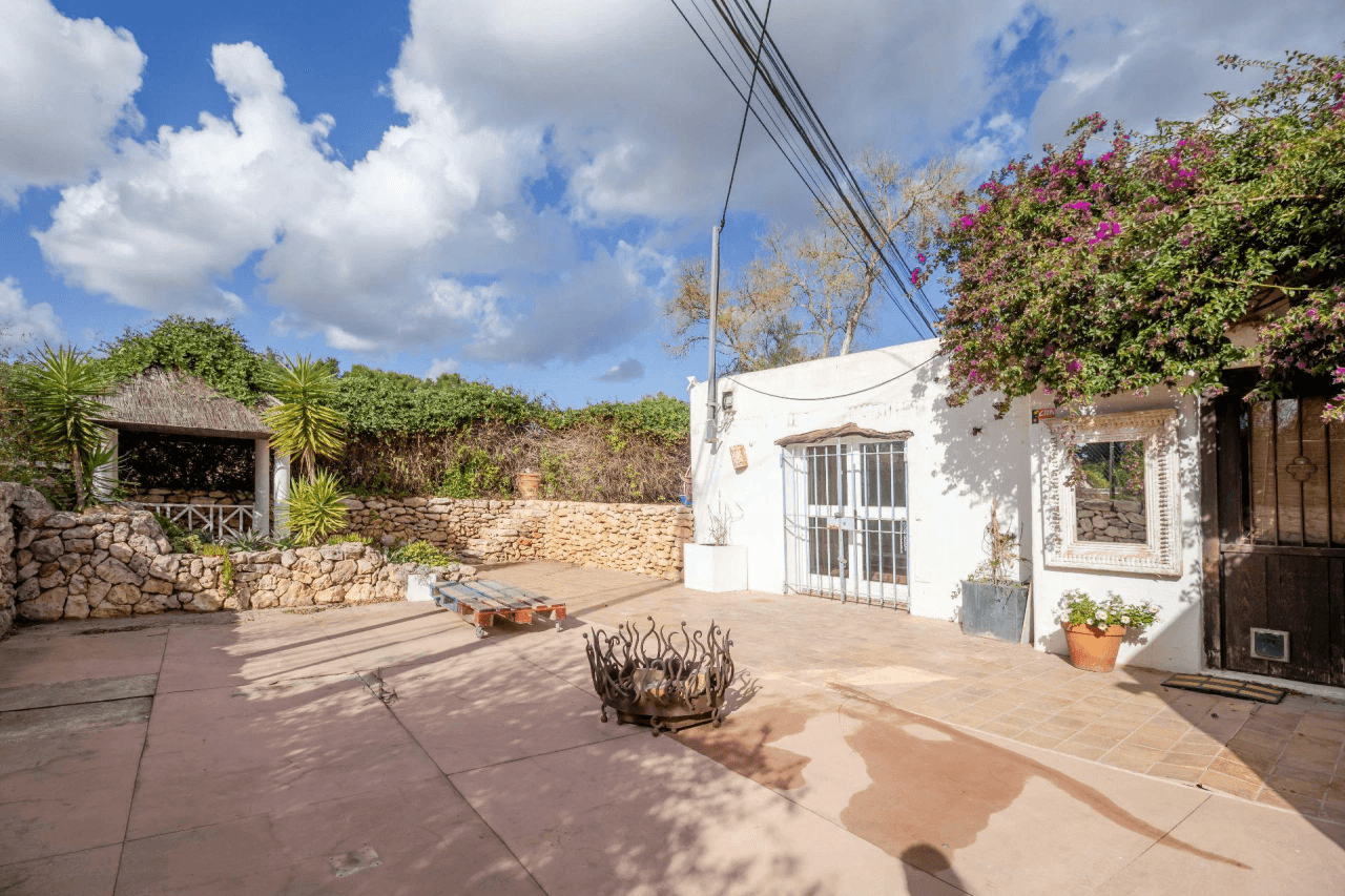 Gran finca histórica en venta o alquiler - Permiso de uso residencial o comercial