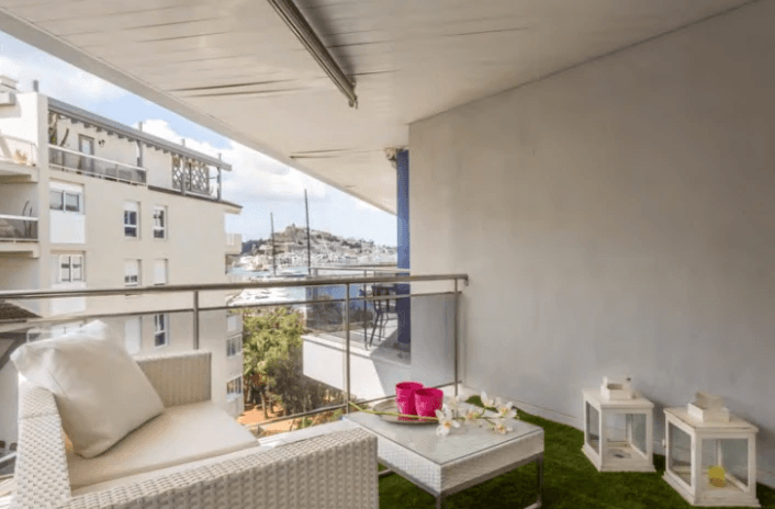 Ático Dúplex con Solárium Privado en Botafoch