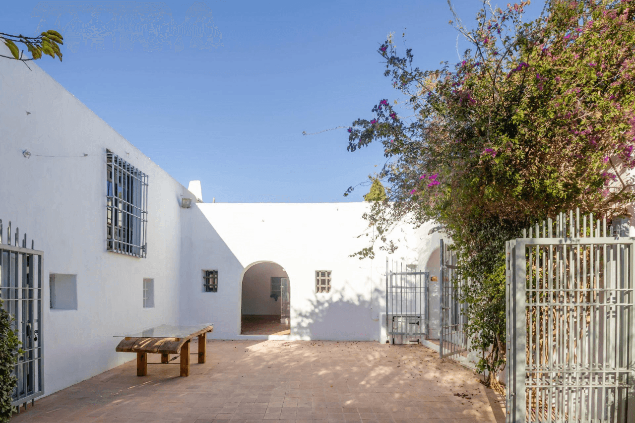Gran finca histórica en venta o alquiler - Permiso de uso residencial o comercial