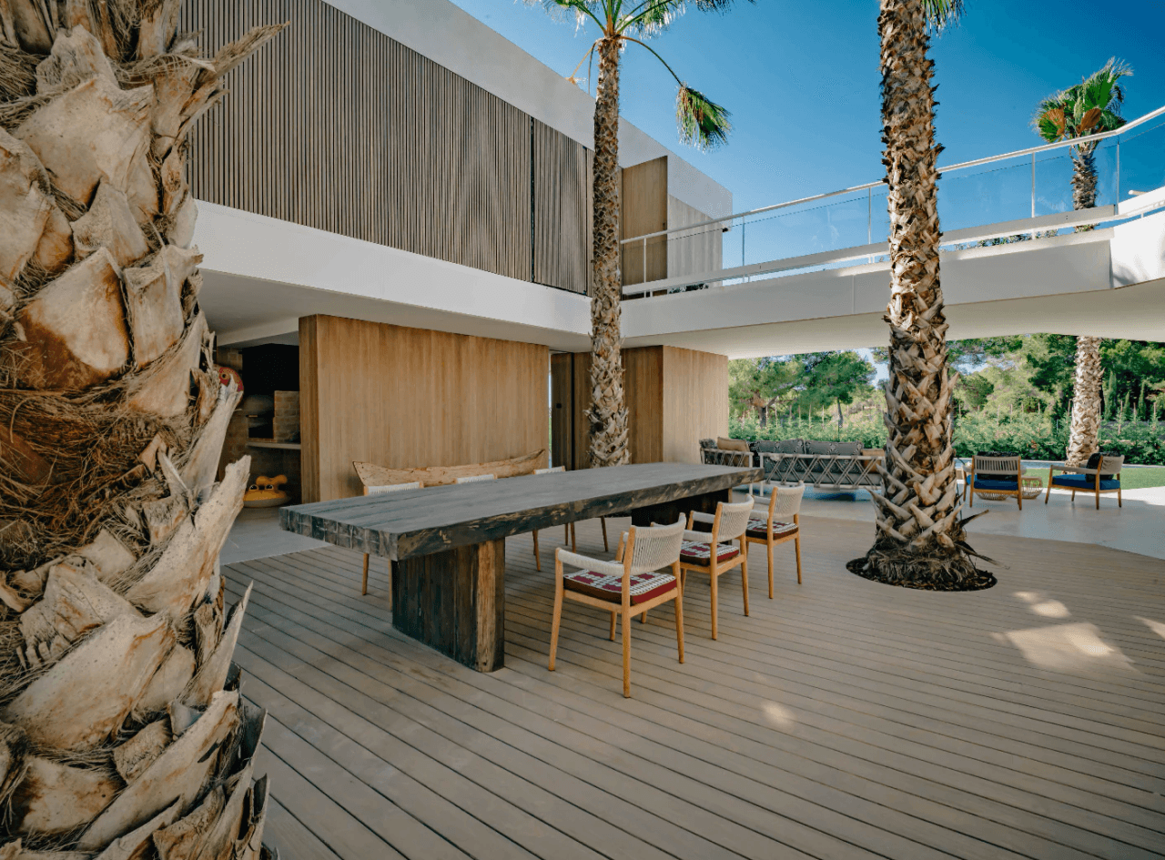 Exclusiva Villa de Lujo en Venta en Ibiza – Playa de Es Torrent