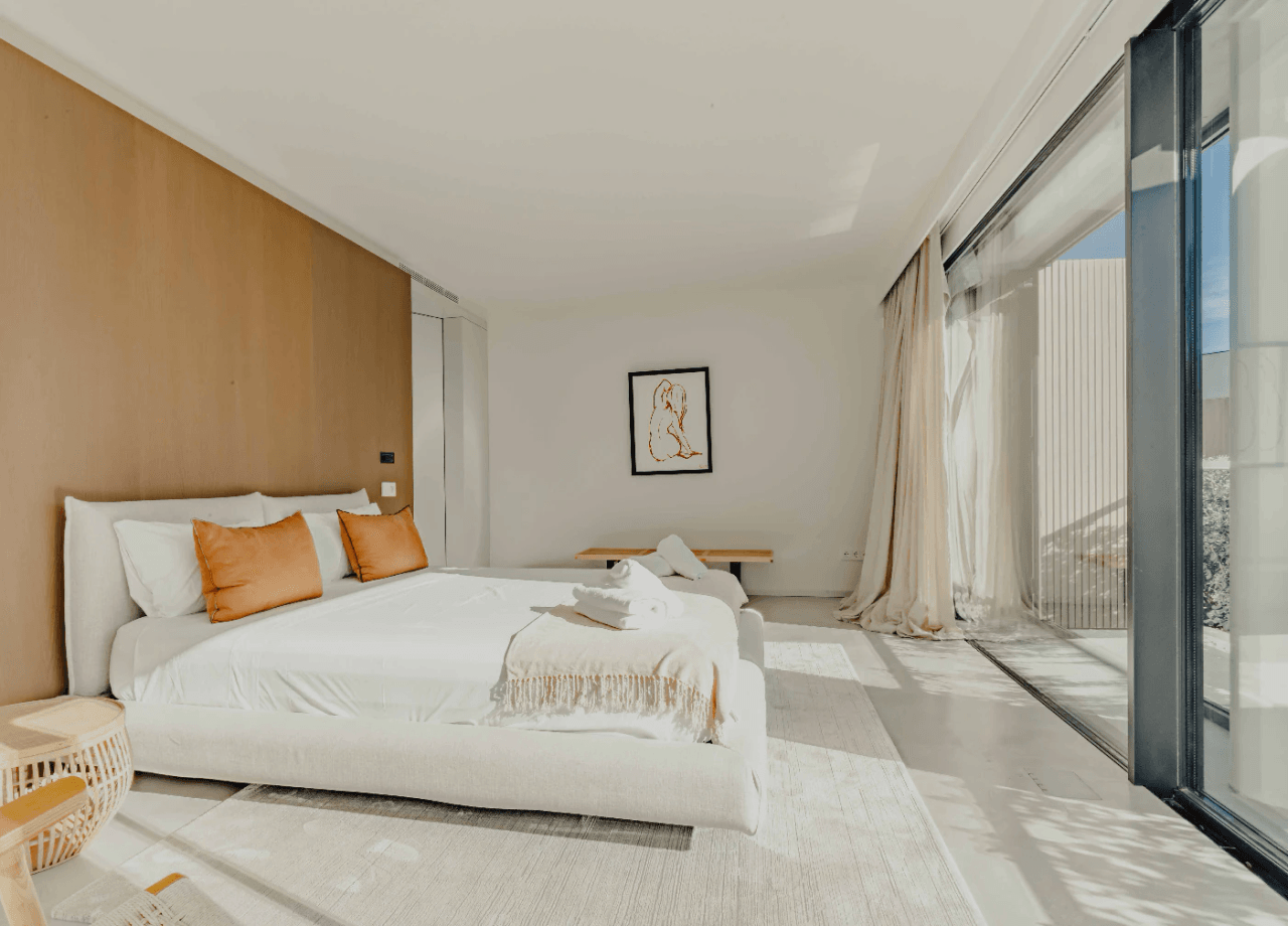Exclusiva Villa de Lujo en Venta en Ibiza – Playa de Es Torrent