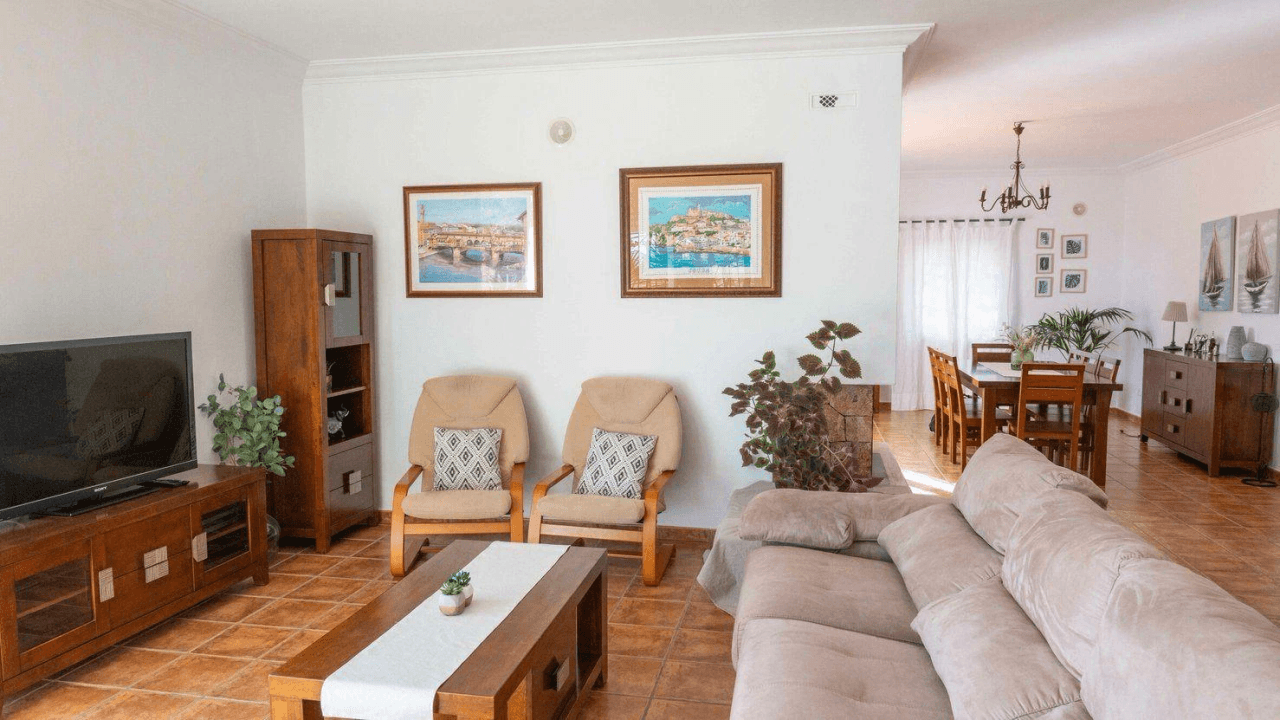 Villa con licencia turística a la venta en San Jose