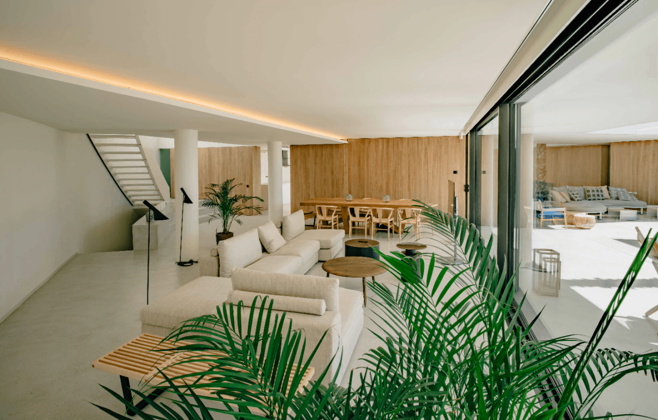 Exclusiva Villa de Lujo en Venta en Ibiza – Playa de Es Torrent