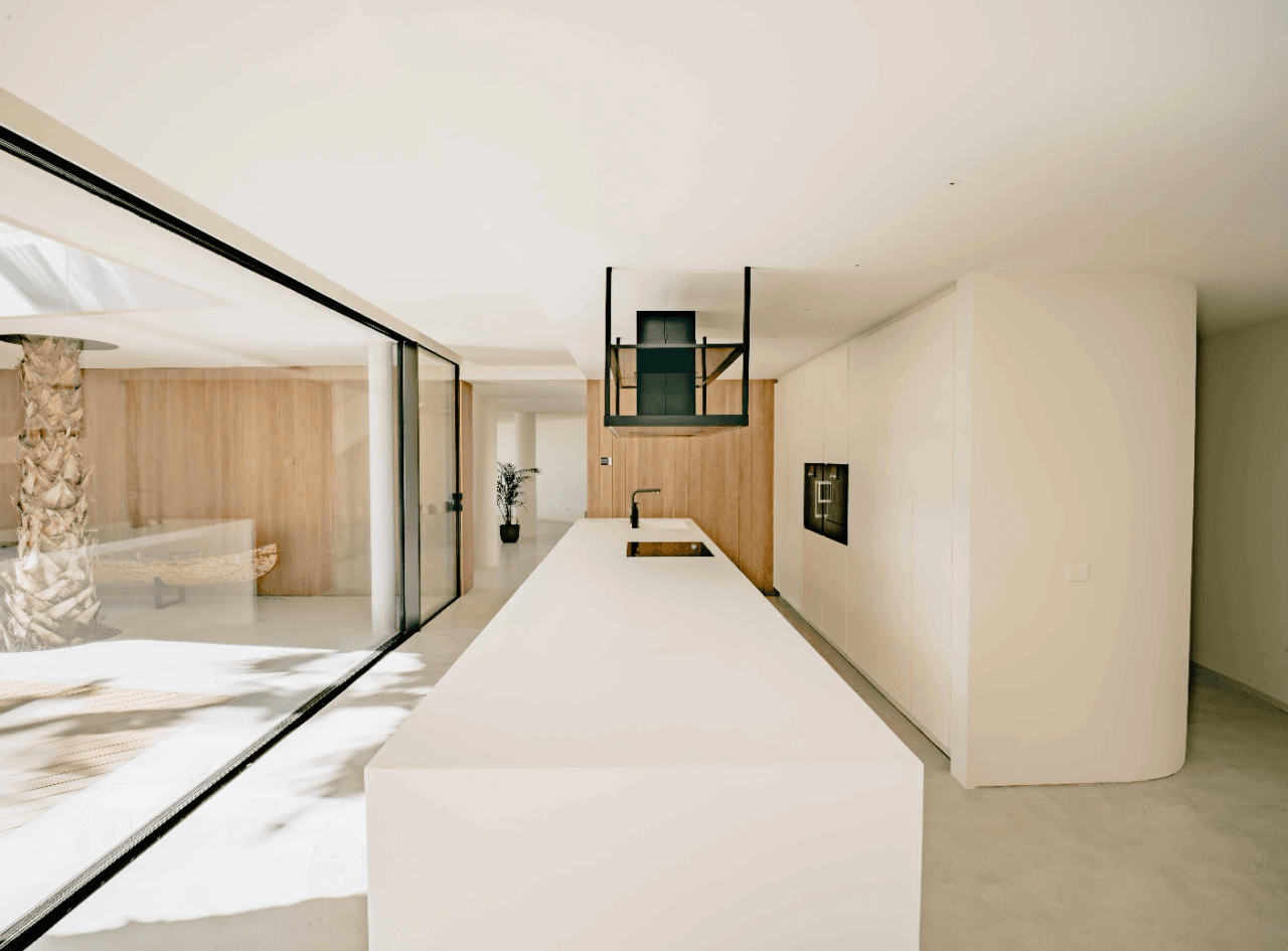 Exclusiva Villa de Lujo en Venta en Ibiza – Playa de Es Torrent