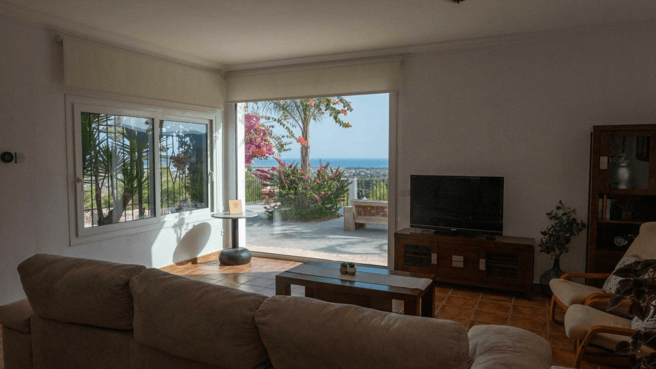 Villa con licencia turística a la venta en San Jose