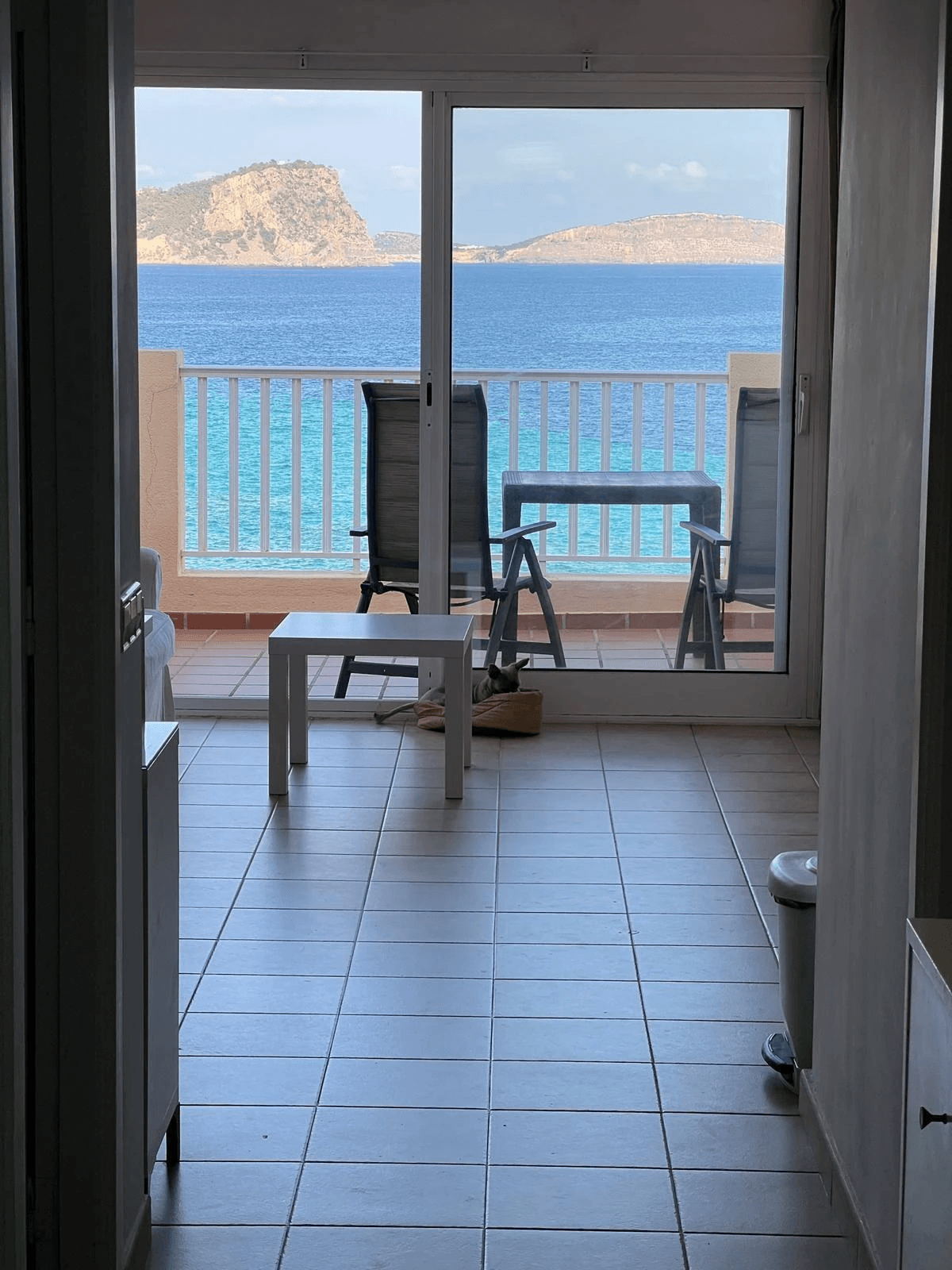 Apartamento con balcón y vistas en Es Canar, Santa Eulalia