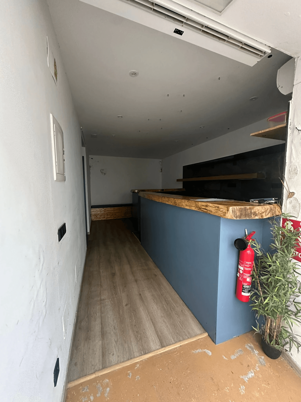 Local comercial en venta en el puerto de Ibiza