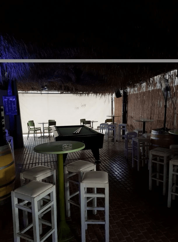 Local comercial en alquiler o traspaso – Playa d’en Bossa, Ibiza