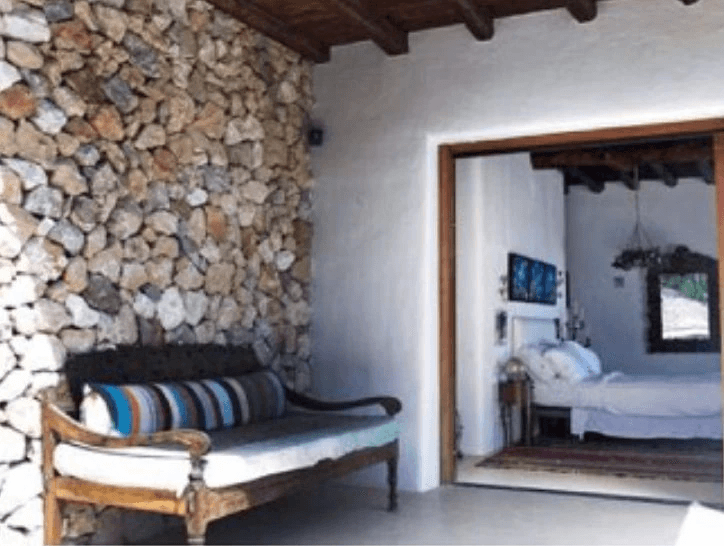 Exclusiva Villa Ibicenca en el Corazón de Ibiza – Santa Gertrudis