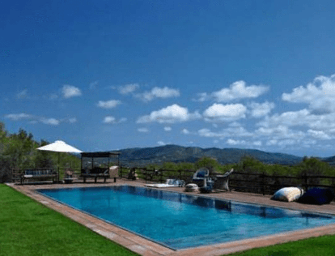 Exclusiva Villa Ibicenca en el Corazón de Ibiza – Santa Gertrudis