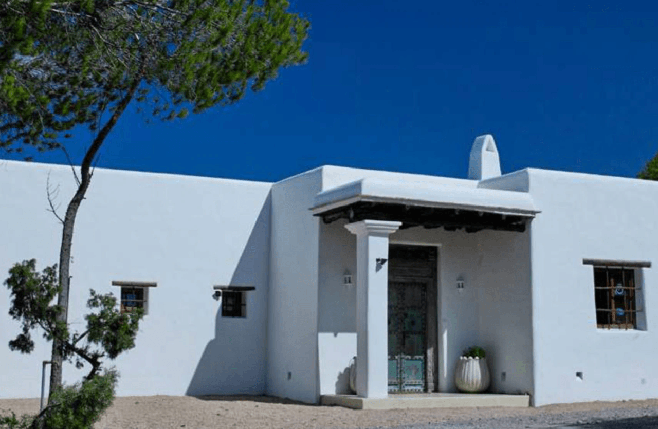 Exclusiva Villa Ibicenca en el Corazón de Ibiza – Santa Gertrudis