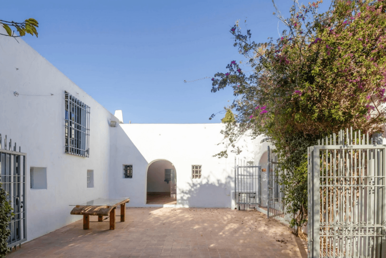 Gran finca histórica en venta o alquiler - Permiso de uso residencial o comercial